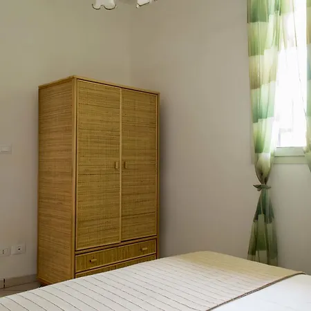 Case Ad Oriente-appartamenti Daire San Foca